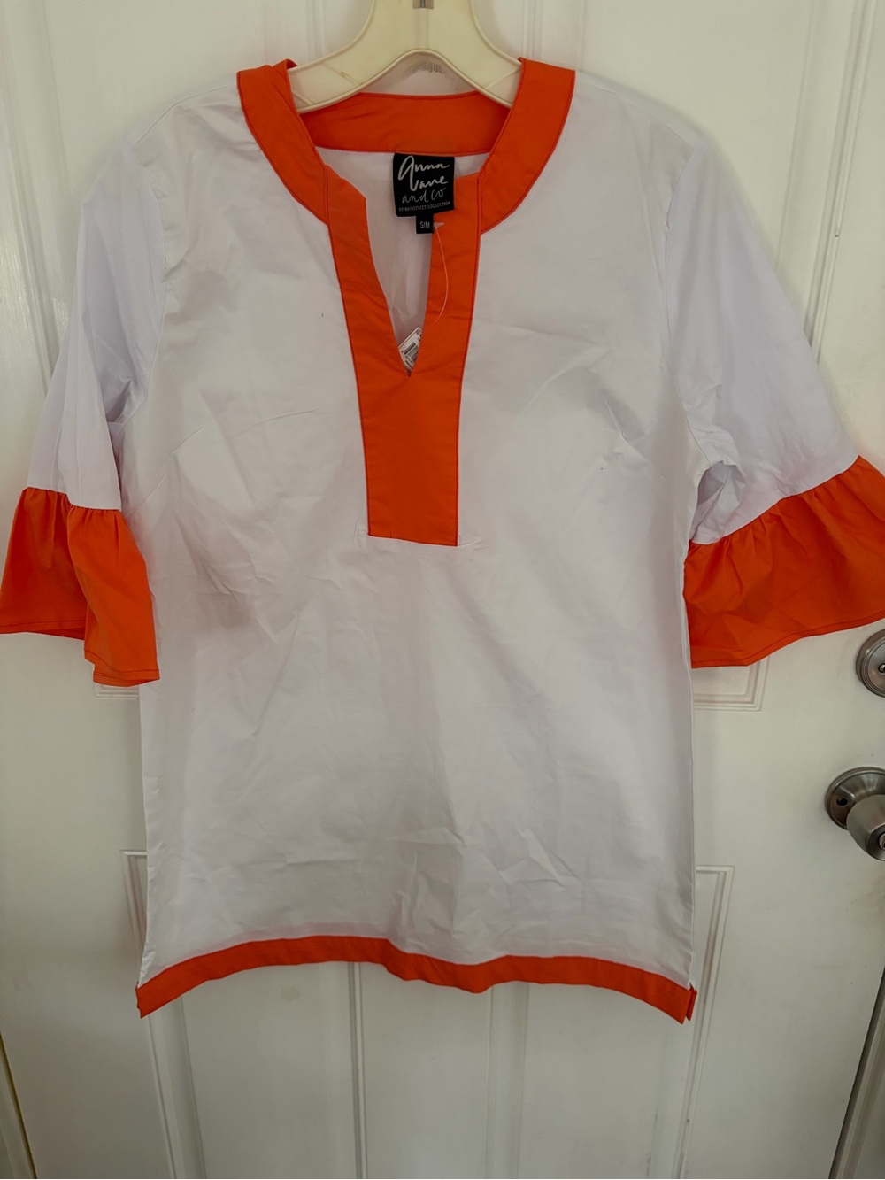 NWT- Anna Lane and Co. White Tunic with Bright Orange Trim -size Small